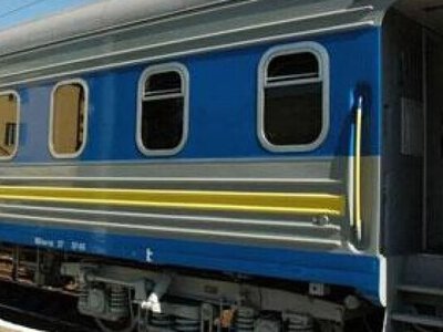 Жовта чи червона: як працюватимуть поїзди та вокзали під час повітряних тривог