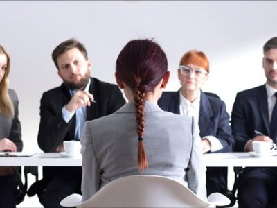 У вас є 60 секунд, щоб зацікавити роботодавця. Що ви скажете?