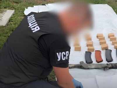 На Волині затримали трьох осіб за постачання та продаж зброї з зони бойових дій