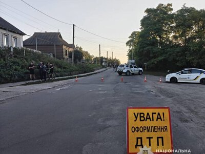 У Конотопському районі 18-річний мотоцикліст насмерть збив 8-річного хлопчика