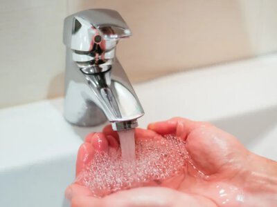 Вода за розкладом? Комунальники попередили про нові ризики через відключення світла 