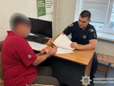 Викрав акумулятор з авто літнього чоловіка: правоохоронці Кривого Рогу затримали зловмисника