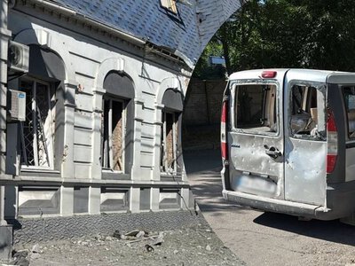Окупанти влучили у приватне підприємство в районі Кременчука: є постраждалі