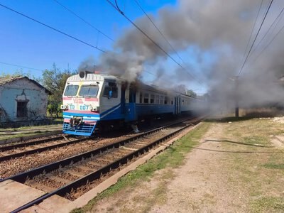 Війська рф вдарили по електричці на Харківщині, двоє людей зазнали серйозних травм