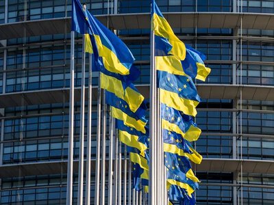 Україна отримала від ЄС 3,3 млрд євро на закупівлю ракет і дронів