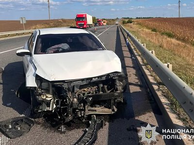 Внаслідок ДТП неподалік Хмельницького травмувалася 38-річна пасажирка Kia