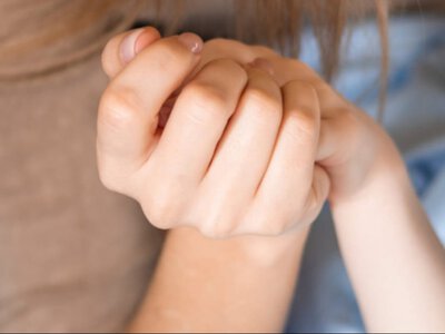 Діти перестають спілкуватися з батьками через одну помилку: що не так (Відео)