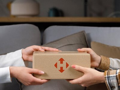 Нова пошта змінює правила роботи: що робитиме компанія під час повітряних тривог