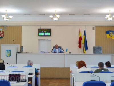 «Дітям нема чим дихати»: в Аккермані спалахнув скандал через зняття коштів з ремонту вентиляції у шкільному укритті