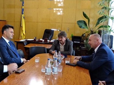 Виноградів та угорський Ходмезеввашархей започаткували партнерську співпрацю