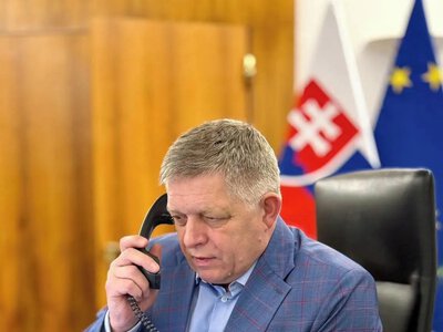 Роберт Фіцо через хворобу скасував поїздку до України