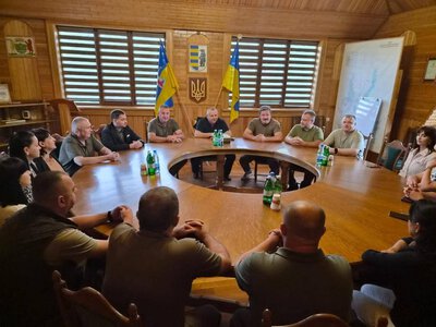 На передовій екологічного фронту: на Рахівщині урочисто відзначили вартівників «зеленого золота» Карпат