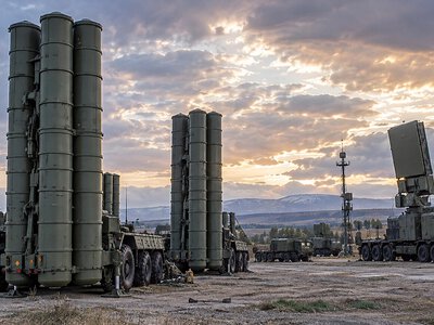 РФ наростила удари по Україні переробленими ракетами С-400 - Reuters