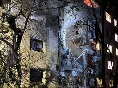 Росія ударила по Сумах: є влучання у багатоповерхівки, під завалами можуть бути люди