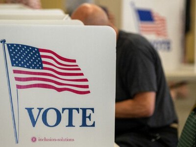 Росія активізувала дезінформацію перед проміжними виборами у США, – NYT