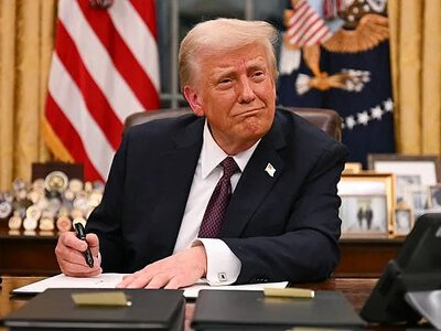 Трамп підписав закон про «пекельні санкції» проти Росії та Ірану: документ уже набрав чинності