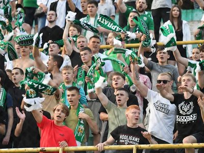 Від «Червоної рути» до «Братів Гадюкіних»: які пісні стали культовими для львівських фанатів