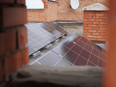 Підготовка до зими: у Миколаєві ОСББ встановлюють сонячні електростанції та генератори