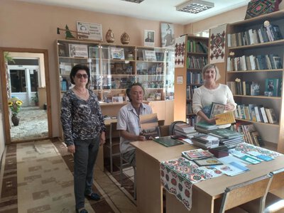 Гість із Японії завітав до бібліотеки в Рахові