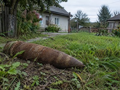 На Львівщині підірвався чоловік, розбираючи вдома снаряд Другої світової