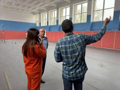 Окупанти ремонтують спортивну школу в Каланчаку, але приховали вартість і підрядника