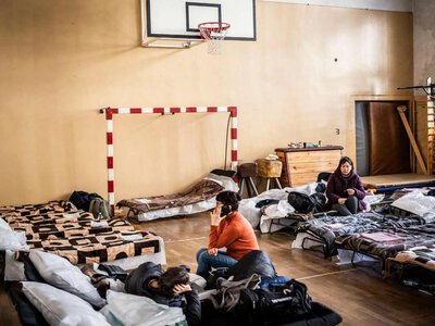 Українським біженцям у Чехії хочуть урізати допомогу: з бюджету заберуть 4 млрд крон