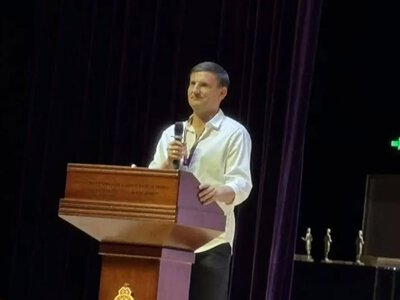Черкащанин здобув відзнаку «Найкращий іноземний вчитель» у Китаї