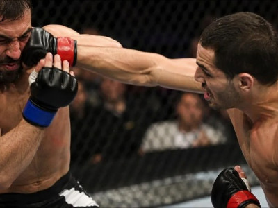 Джошуа Ван захистив титул UFC у найлегшій вазі в Лос-Анджелесі — Channel NewsAsia