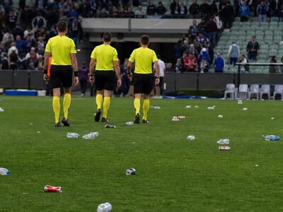 В Австралії фанатам Hawthorn загрожує п'ятирічна заборона — ABC News Australia