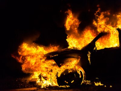 На Ізмаїльщині спалахнув автомобіль: власниця заявила про ймовірний підпал