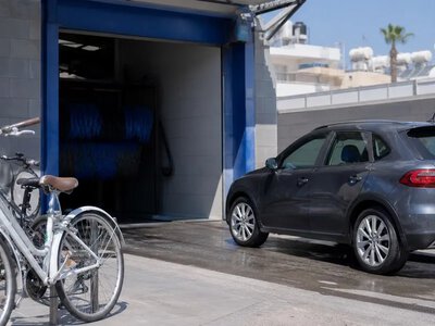 На Кіпрі неповнолітнього затримали у справі про викрадення авто — Cyprus Mail