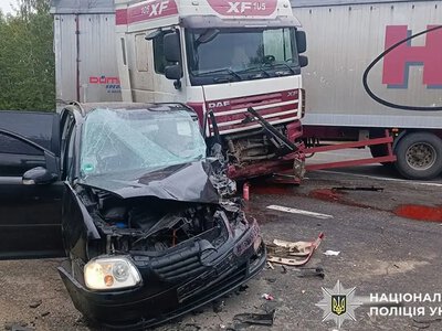 На Шепетівщині поліцейські встановлюють обставини ДТП, у якій травмувався 50-річний чоловік