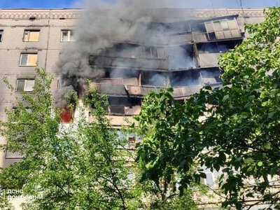Через російські атаки масштабні пожежі спалахнули у двох багатоповерхівках Краматорська