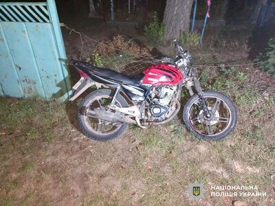 На Рівненщині п’яний мотоцикліст збив двох малолітніх сестер
