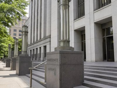 Суд заблокував кліматичний закон Нью-Йорка на 75 млрд доларів — OilPrice