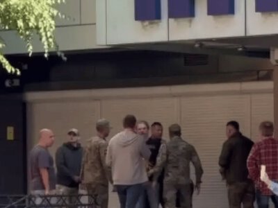 Режисера «Інтера» затримали біля студії в Києві: у ТЦК пояснили, чому його не забронювали