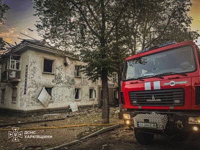 Росіяни вбили людину в Лозовій, пошкодили будинок та залізничну інфраструктуру (ФОТО)