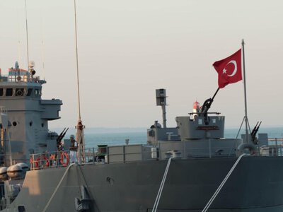 У Туреччині стартували масштабні військові навчання у трьох морях, залучено сотню кораблів