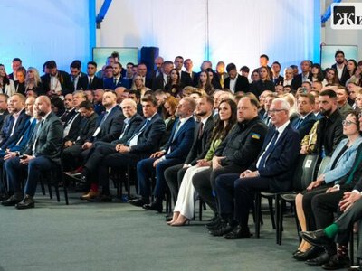 Майже 100 бізнес-проєктів на 40 млрд євро представили на саміті C8 за участю Житомирщини