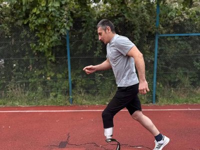 Для ветерана у Львові створили біговий протез
