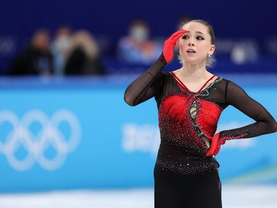 Коханка Путіна Валієва розплакалась після провального повернення на лід