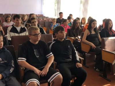 Вінницькі правоохорнці провели захід з протидії булінгу у сільській школі