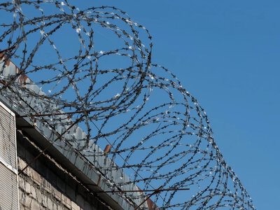 На Черкащині повідомили про підозру учаснику наркогрупи, який звернувся до довічно ув’язненого для вирішення конфлікту