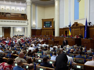 Депутати не пішли на канікули: готують бюджет із рекордними витратами на оборону