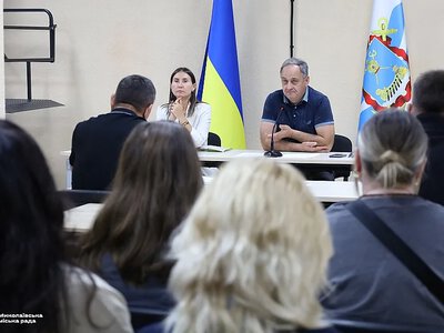 Поховання, ЦНАПи та бізнес: у Миколаєві обговорили проблеми ветеранів