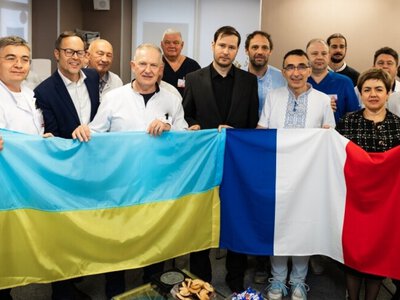 Французькі лікарі допомогли медикам Дніпропетровщини прооперувати тяжких поранених військових та цивільних