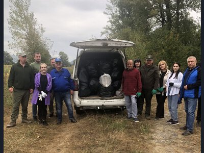 На Закарпатті прибрали береги трьох річок від побутового сміття
