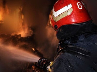 На Київщині після атаки горить підприємство