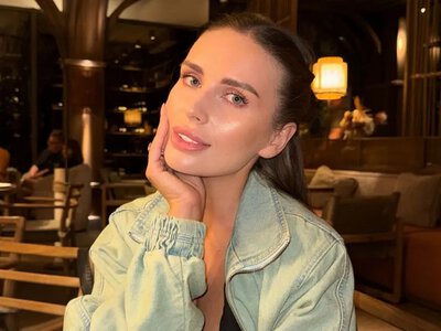 Вау! Дружина Назара Волошина показала розкішну фігуру в купальнику й запалила соцмережі