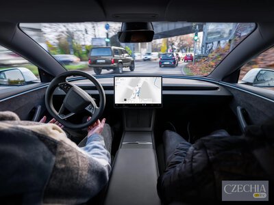 Асистоване керування Tesla отримало зелене світло в Чехії